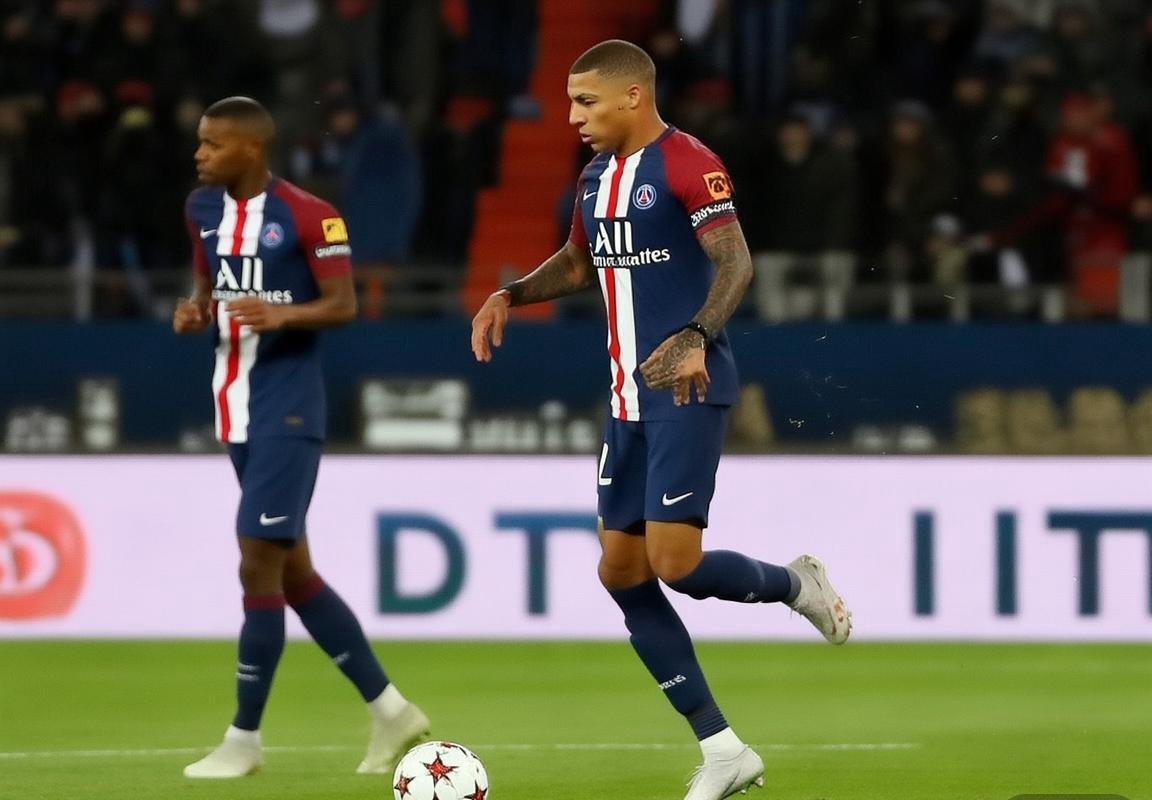 皇马欧冠半决赛战曼城：姆巴佩伤退，皇家马德里残阵迎战强敌